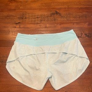 Lululemon speed up mid-rise short 4in